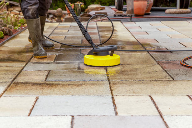 Best Spring Cleaning  in Wallace, NC